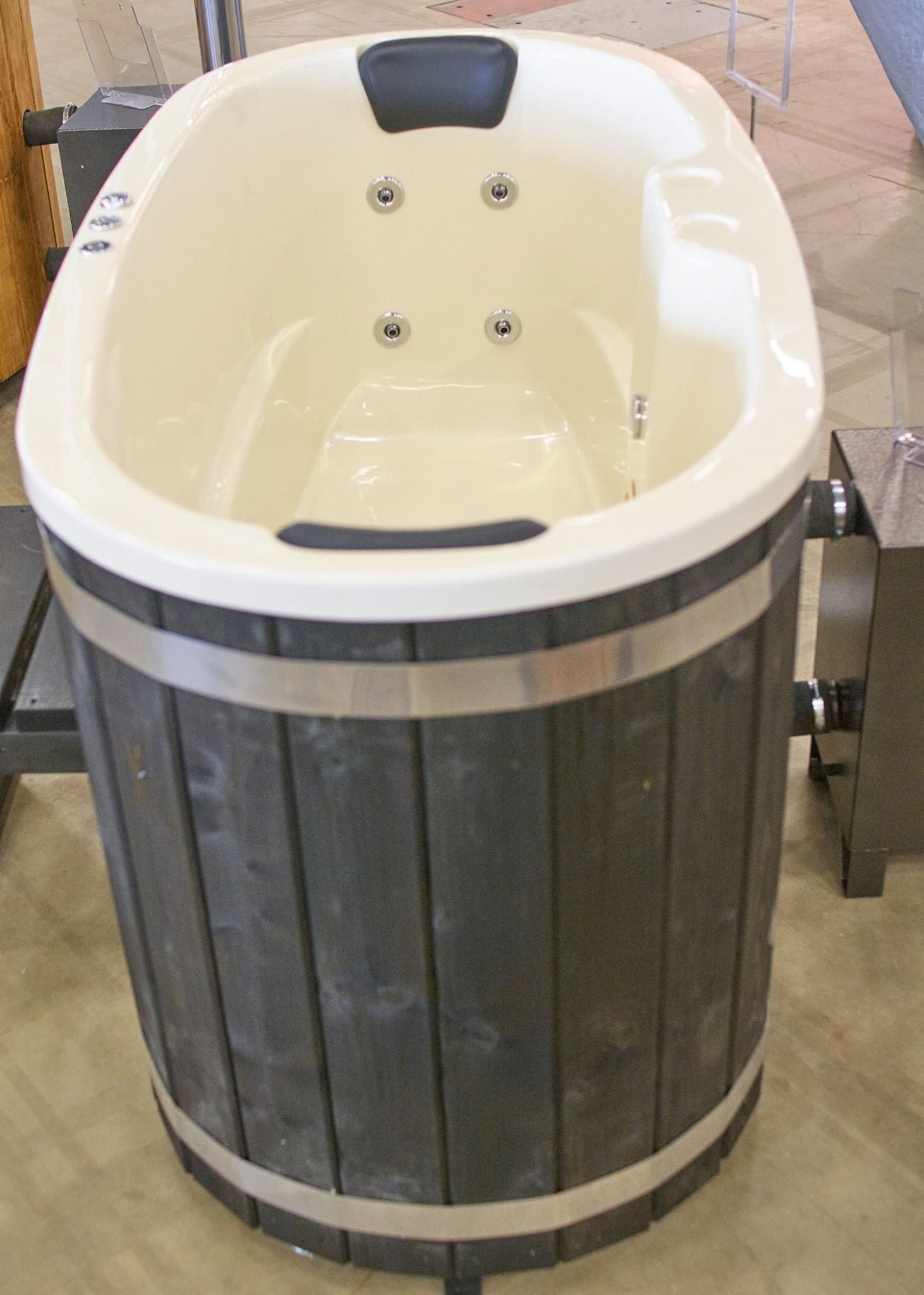 Jacuzzi  din fibra de sticla  - Jacuzzi din fibra de sticla pentru apa dulce si sarata