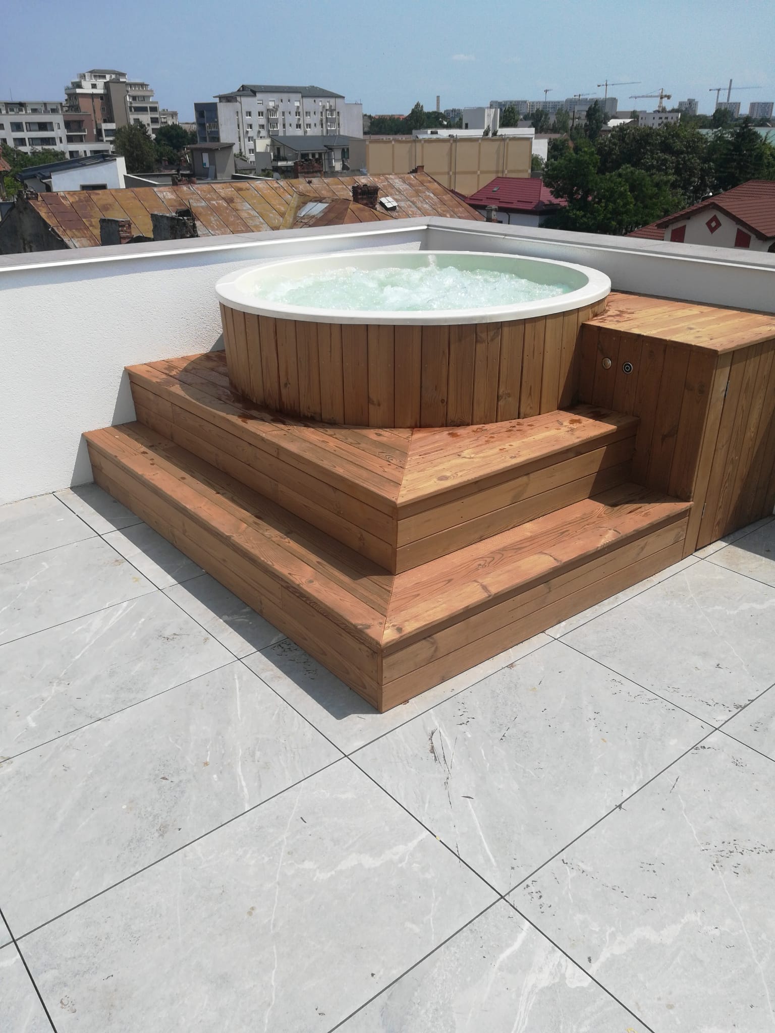 Proiect ciubăr, hot tub sau saună instalat de BSH Prodsalt — 34